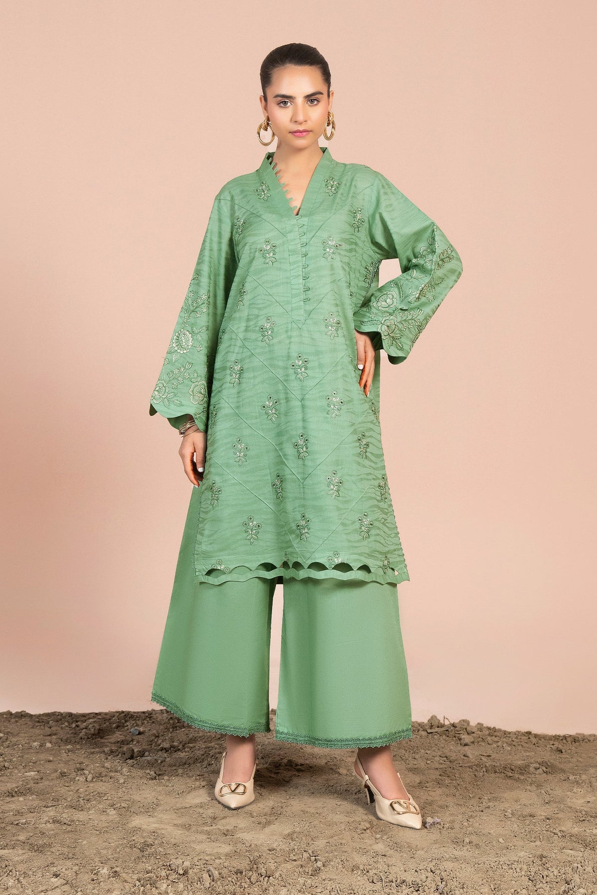 2 Piece - Unstitched Embroidered Lawn