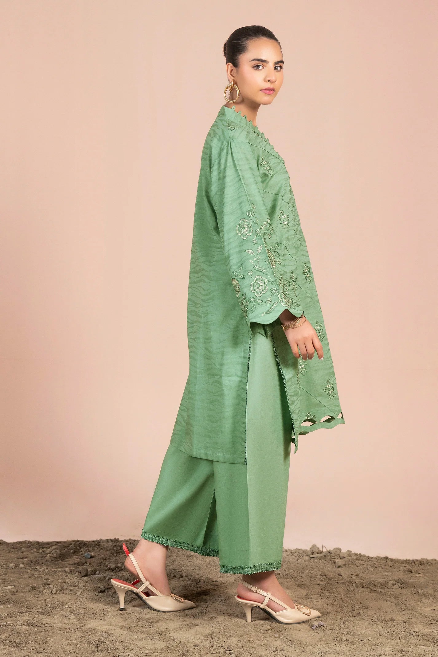 2 Piece - Unstitched Embroidered Lawn