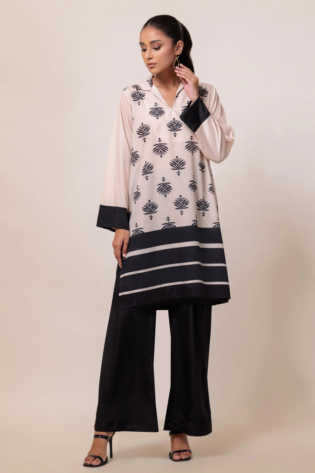 3 Piece - Printed Lawn Suit